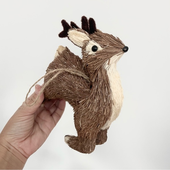 Reindeer Straw Pottery Barn Style Ornament Brown - Picture 6 of 7